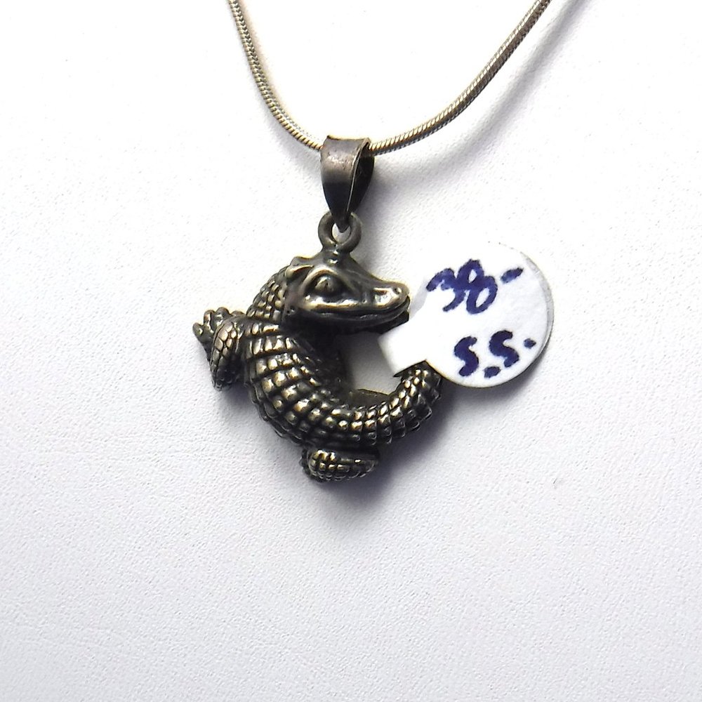 Alligator Pendant, Sterling Silver, 7g